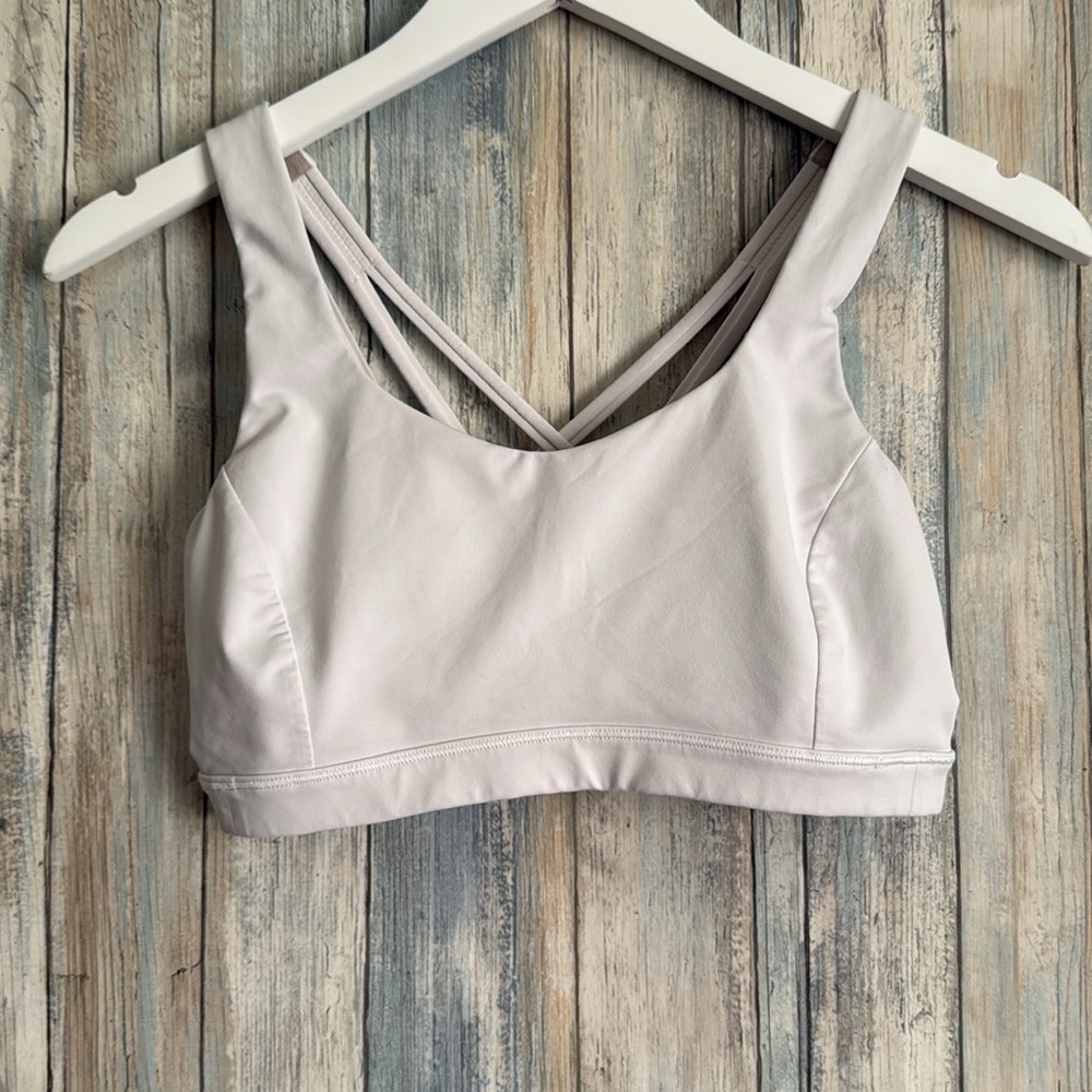 Lululemon Free To Be Serene Bra *Light Support, C/D Cup white  | size 6 - Picture 7 of 7
